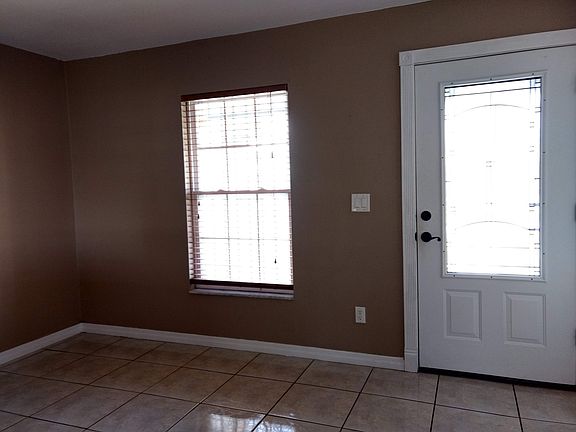 2nd image of 658 Marquand St