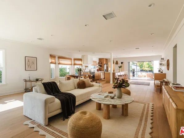 619 S Gretna Green Way, Los Angeles, CA 90049