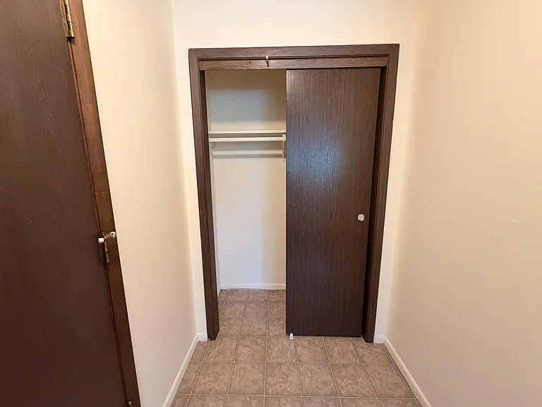 Kimberly Club Apartments — Photo 123
