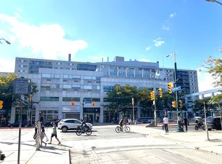 99 Cameron St #520, Toronto, ON M5T3A2