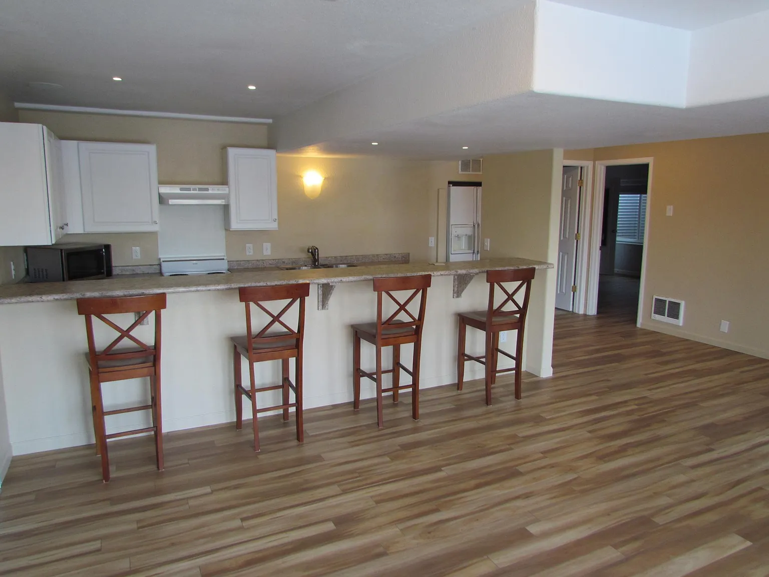 S Newland Ct, Lakewood — Photo 2