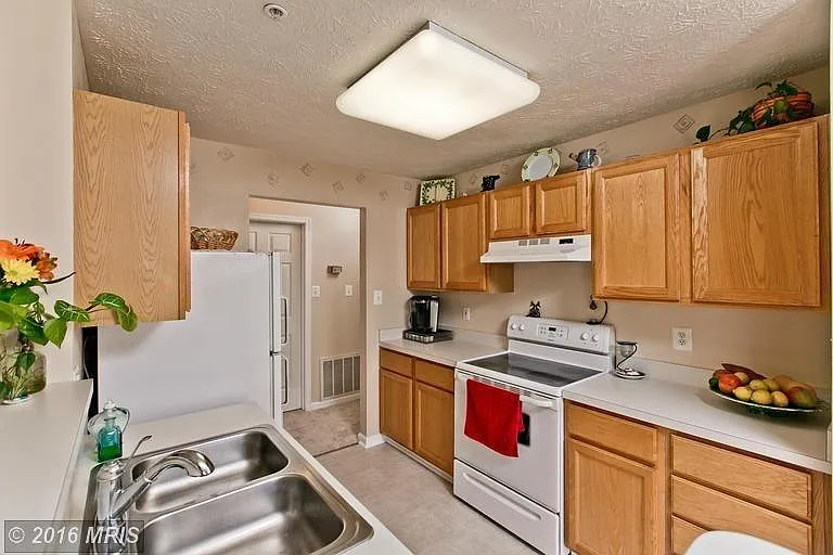 6405 Weatherby Ct — Photo 7