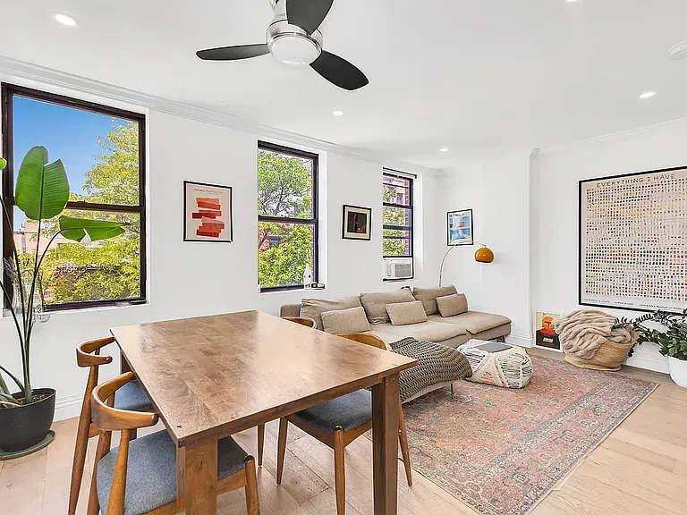 110 S 2nd St #4B — Photo 2
