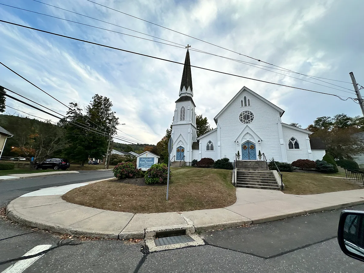 Building Photo - 537 Main St #537A