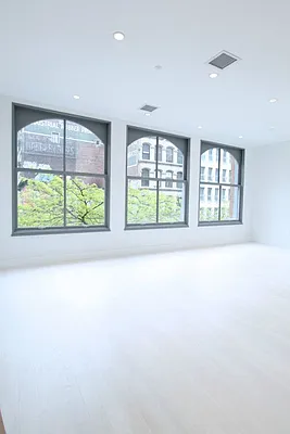 Rented by Level Group | media 5