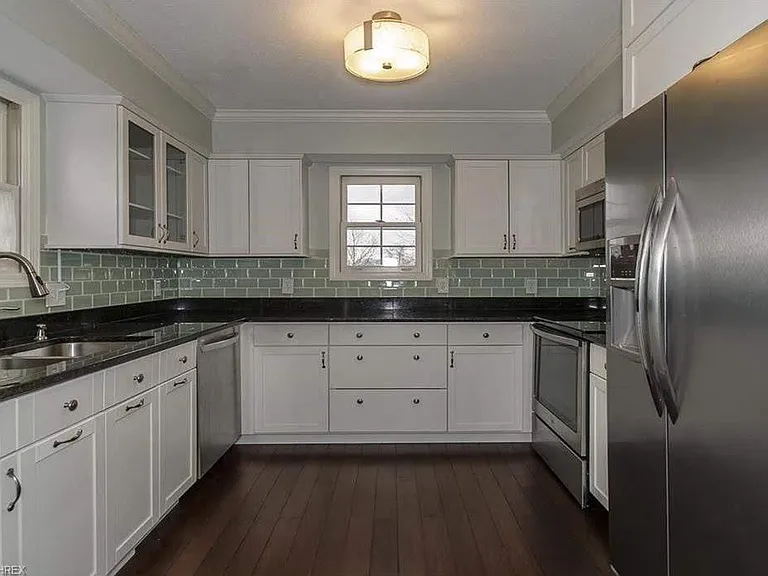 8317 Beacon Pl — Photo 5