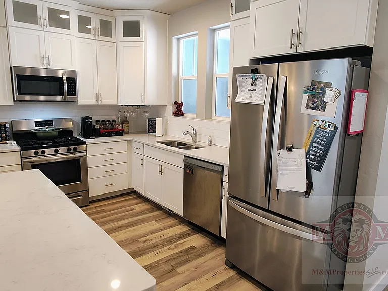 7887 S 5440 W — Photo 5