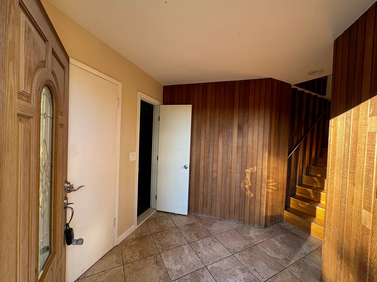 5 bed, 3499 sqft, $5,995 — Photo 4