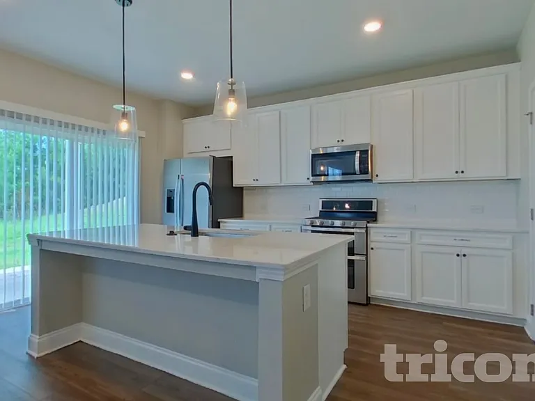 56 Leyland Ct — Photo 5