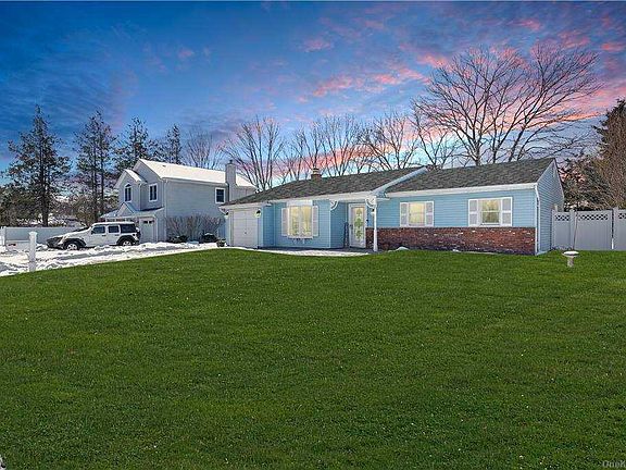 2nd image of 12 Flintridge Dr