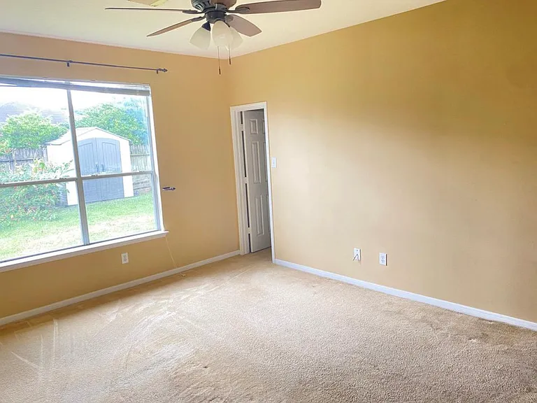 22023 Holly Branch Dr — Photo 7