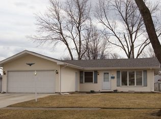 5 Emery Dr, Bourbonnais, IL 60914