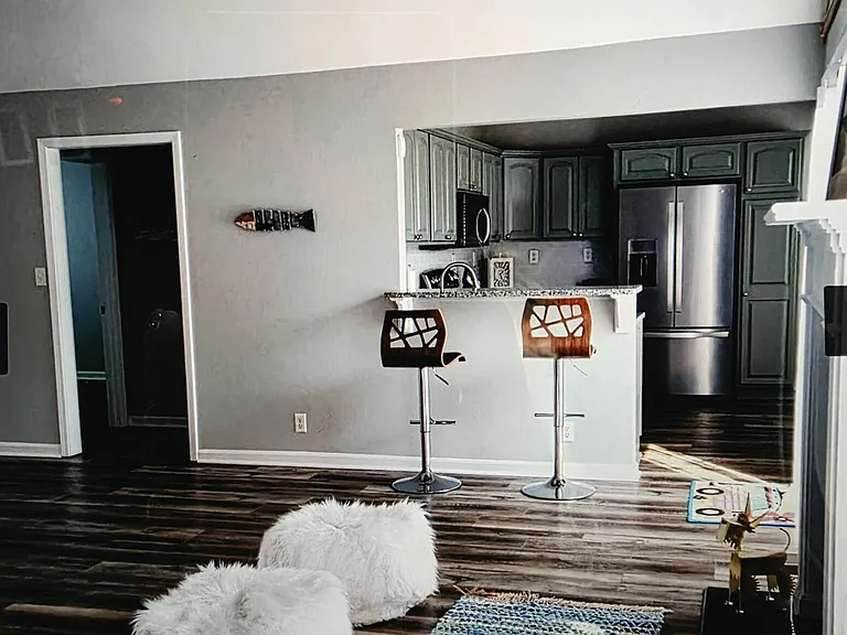 1704 Anchorage Ct — Photo 4