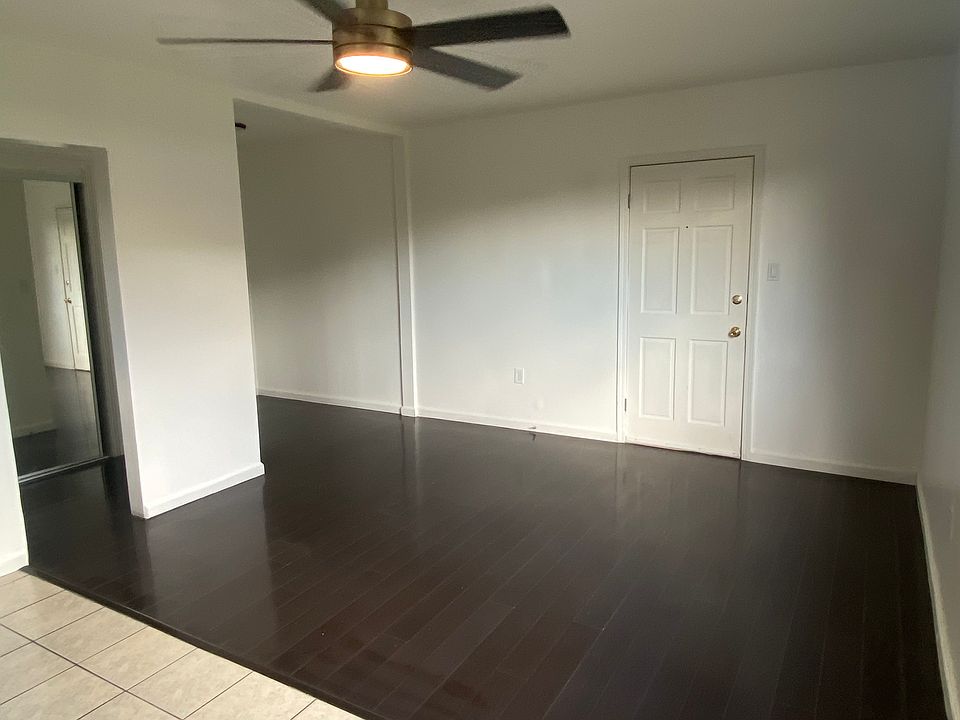 View from when standing in the kitchen space, opposite the front door.