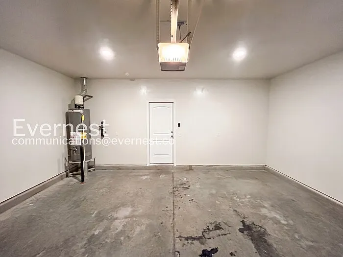 2124 Carefree Ln — Photo 21