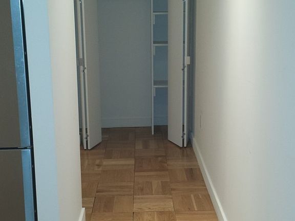 2nd image of 20 Exchange Pl APT 316