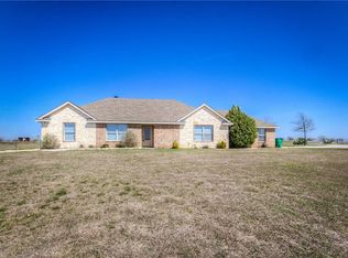 144 Hawk Ridge Rd, Decatur, TX 76234