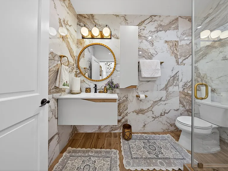 327 Vine St — Photo 31