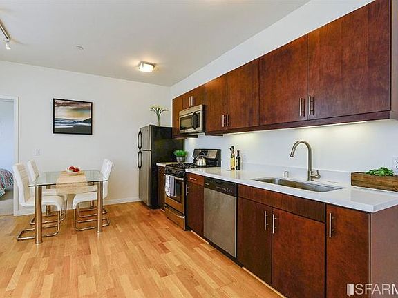 2nd image of 380 14th St APT 507