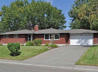 402 Sierra St, Richland, WA