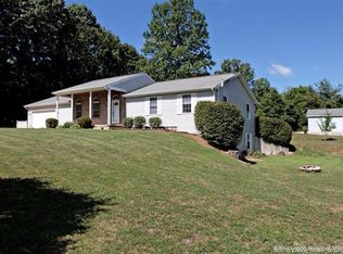 3300 Lake Rd SE, Corydon, IN 47112