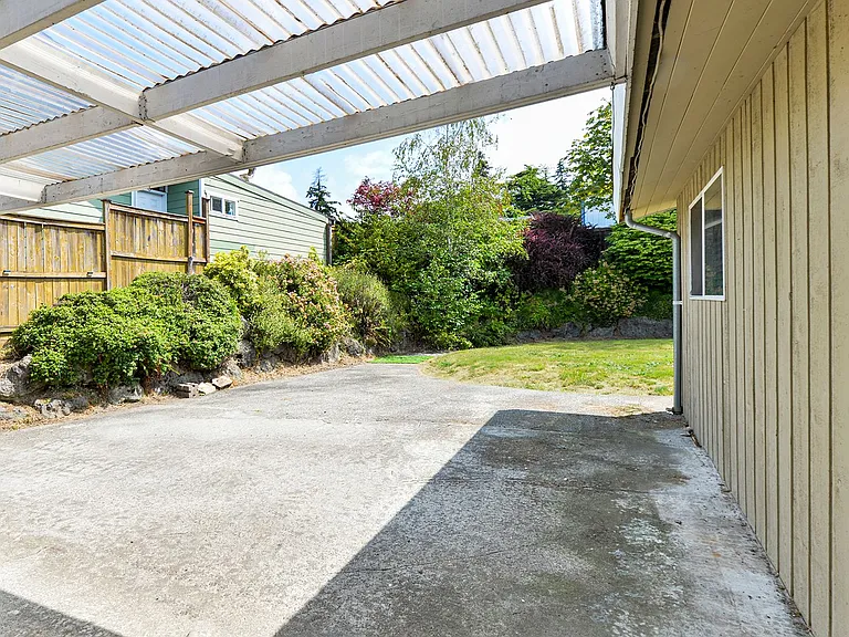 1516 Jones Ave NE — Photo 19