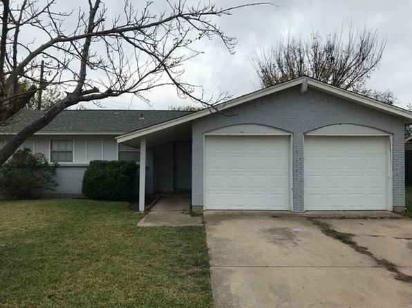 325 Hillside Ct