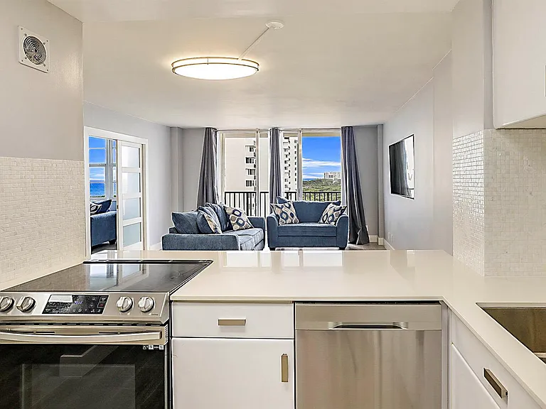 2121 N Ocean Blvd #1103W — Photo 17