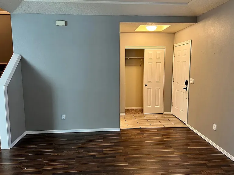 8225 Sweetbrier Loop SE — Photo 3