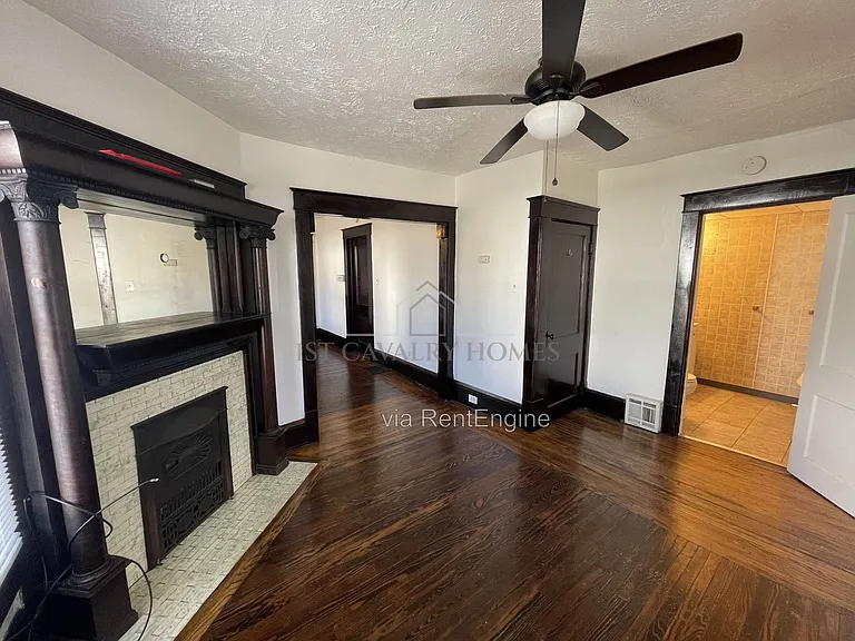 1052 Yale St #3 — Photo 14