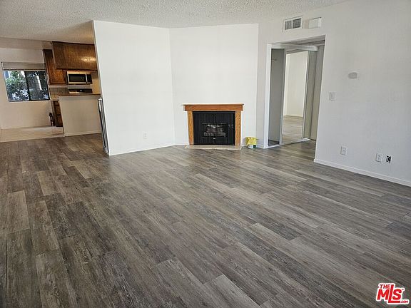 3rd image of 5170 N Columbus Ave #3
