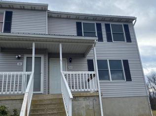 313 Pleasant Valley Rd, Westminster, MD 21158