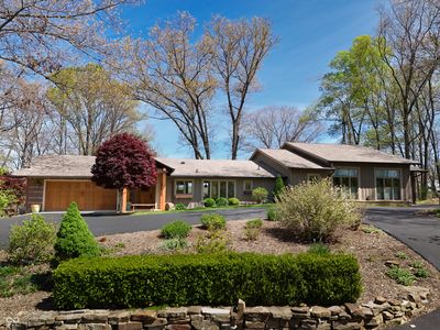 488 Town Hill Rd E, Nashville, IN, 47448