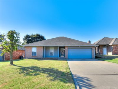 628 NW 21st St, Moore, OK, 73160