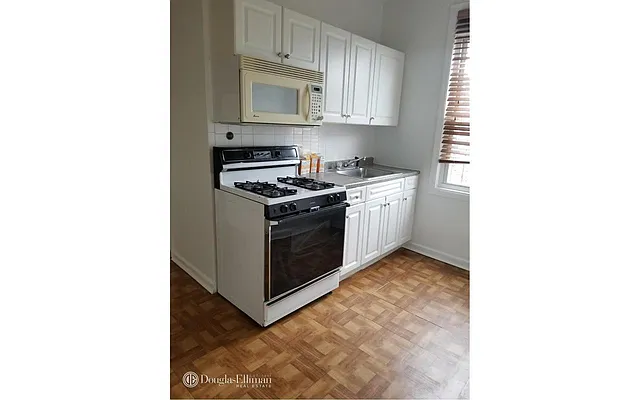 Rented by Douglas Elliman | media 1