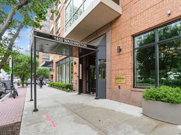 1450 Washington Street PH-1206 image 1 of 47
