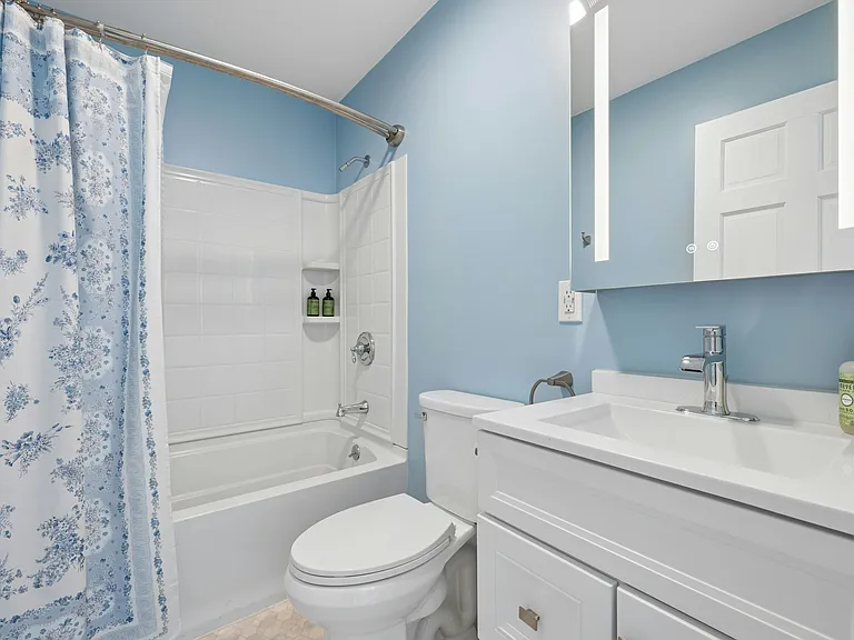 81B Jolicoeur Ave #B — Photo 14