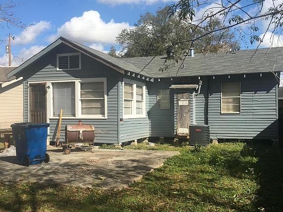 3rd image of 617 Louise St