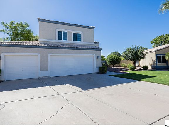 2nd image of 1343 E Beacon Dr
