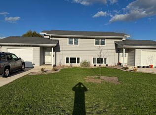 753 N 10th St #A, Oostburg, WI 53070