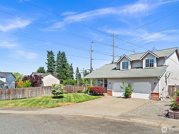 4th image of 4509 224th Street Ct E
