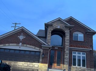 5568 Nathan E, Sterling Heights, MI 48310