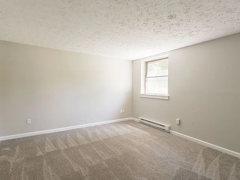 Seven Hearths Homestead Apartments — Photo 27