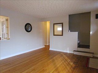 3rd image of 6990 Beechmont Ave
