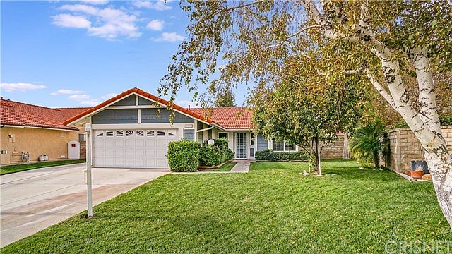 1st image of 27730 Stowe Ln