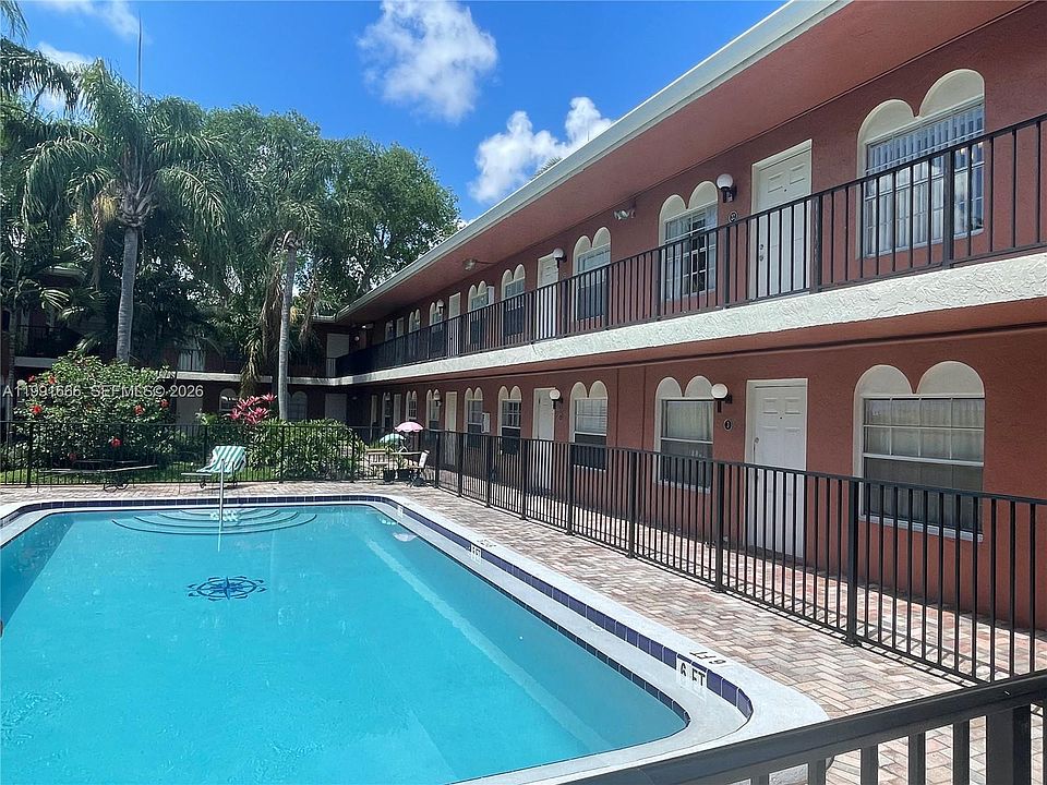 1st image of 1405 Miami Rd APT 23