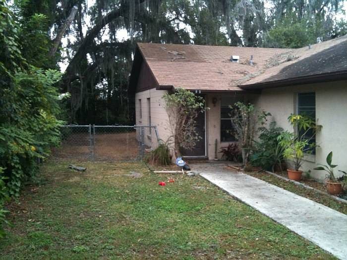 Front 979 Cherokee Ave.