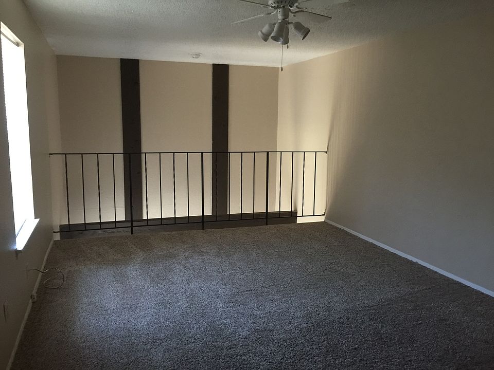2nd image of 11125 Springhollow Rd APT 120