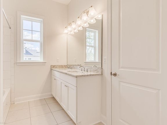 4th image of 2685 Fairway Farms Ct