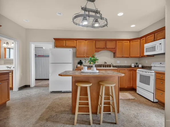 815 2nd St, Asotin, WA 99402